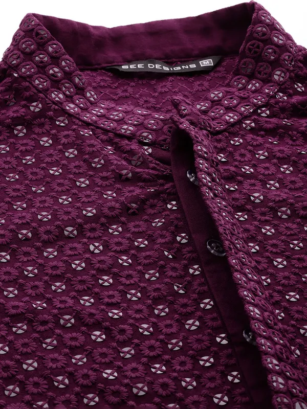 Men_Megenta_Embroidered_Sequined_Rayon_Kurta_With_Pyjama