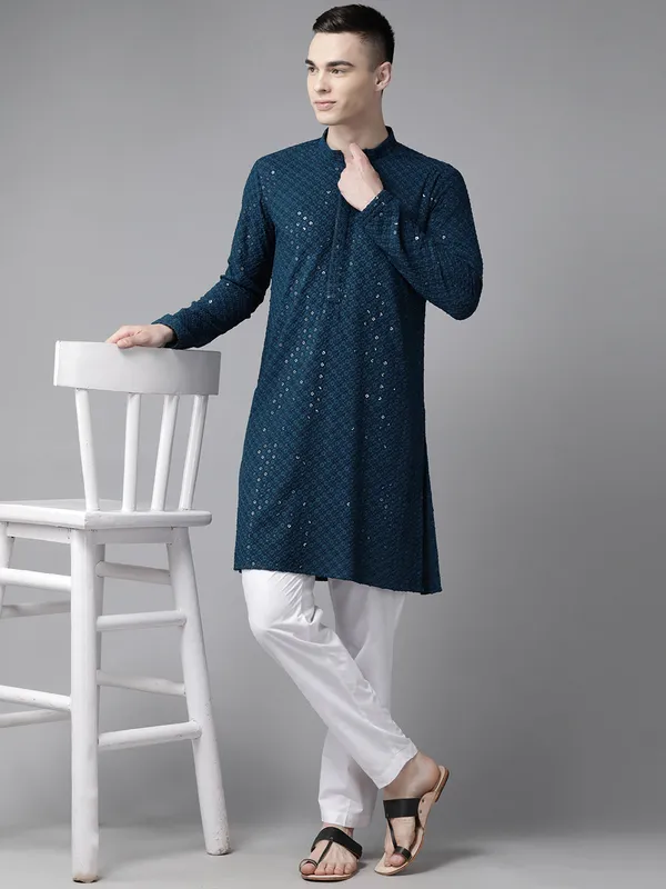Sequins_Embroidered_Rayon_Kurta