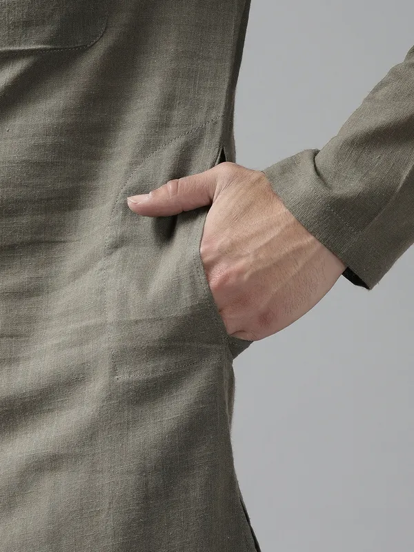 Men_Khaki_Cotton_Slub_Straight_Kurta