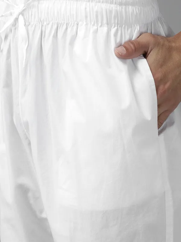 Men_Sky_Blue_Cotton_Slub_Straight_Kurta_with_Pyjama