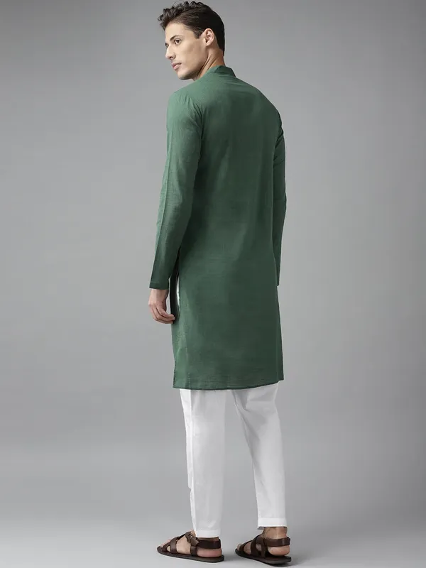 Men_Emerald_Green_Cotton_Slub_Straight_Kurta_with_Pyjama
