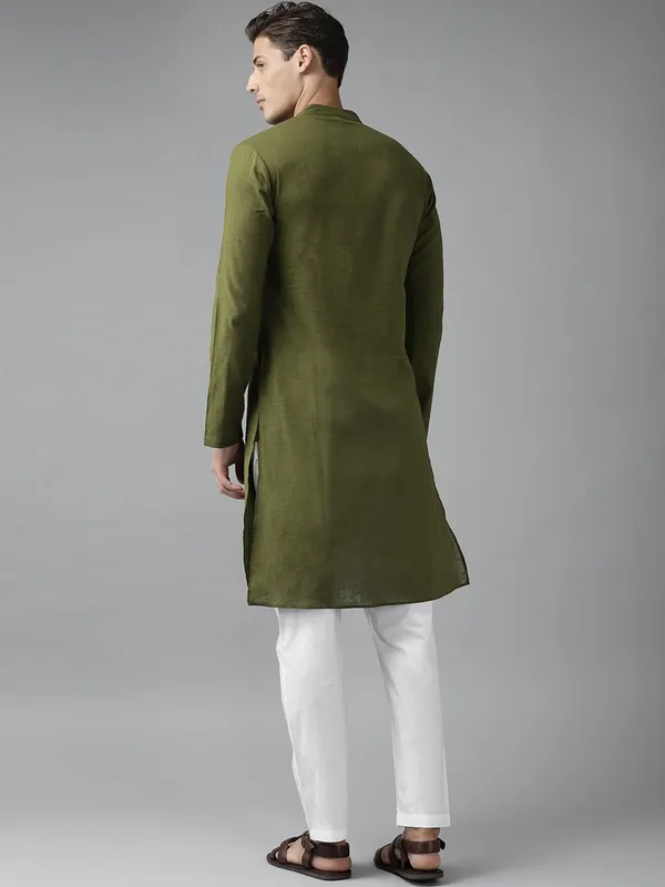 Men_Olive_Green_Cotton_Slub_Straight_Kurta_with_Pyjama