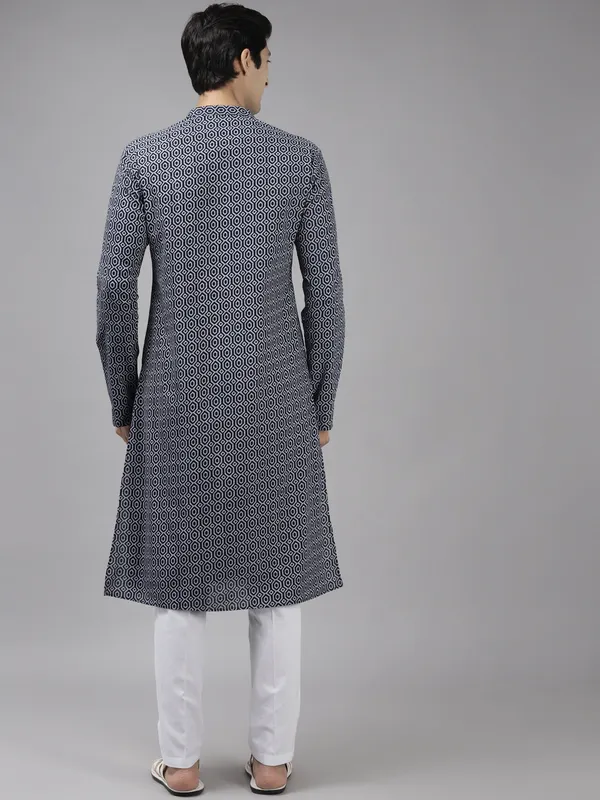 Printed_kurta_with_Pyjama