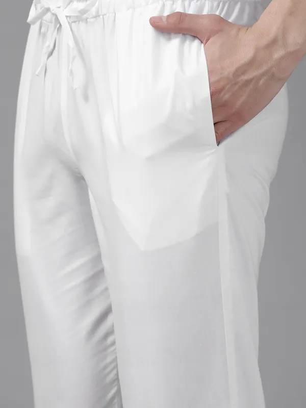 Men_White_Multi_Tie_And_Dye_Print_Design_Straight_Kurta_With_Pyjama