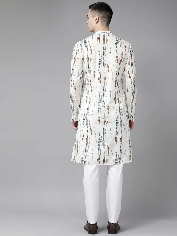 Straight_Tie_and_Dye_kurta_with_Pyjama