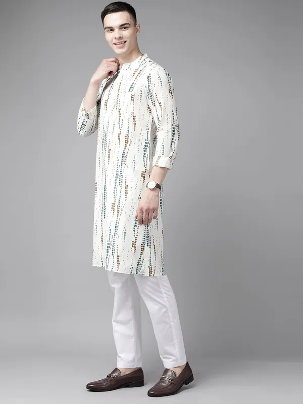 Straight_Tie_and_Dye_kurta_with_Pyjama