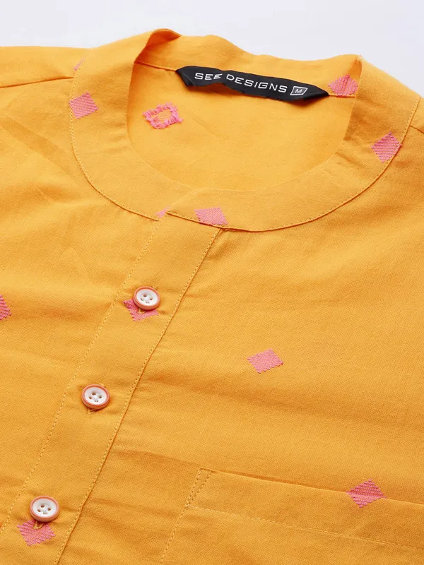 Men_Yellow_&_Maroon_Woven_Design_Straight_Kurta_With_Pyjama
