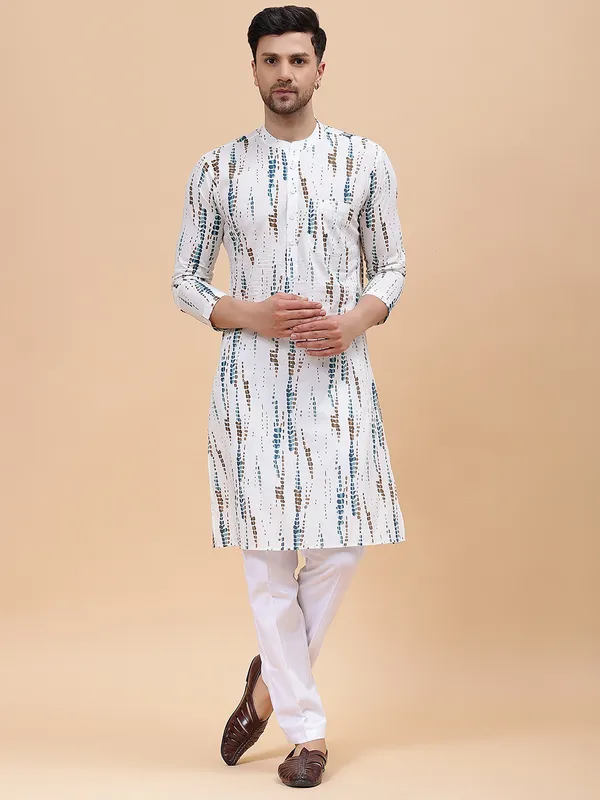 Men_White_&_Blue_Pure_Cotton_Printed_Staright_Kurta_With_Pajama