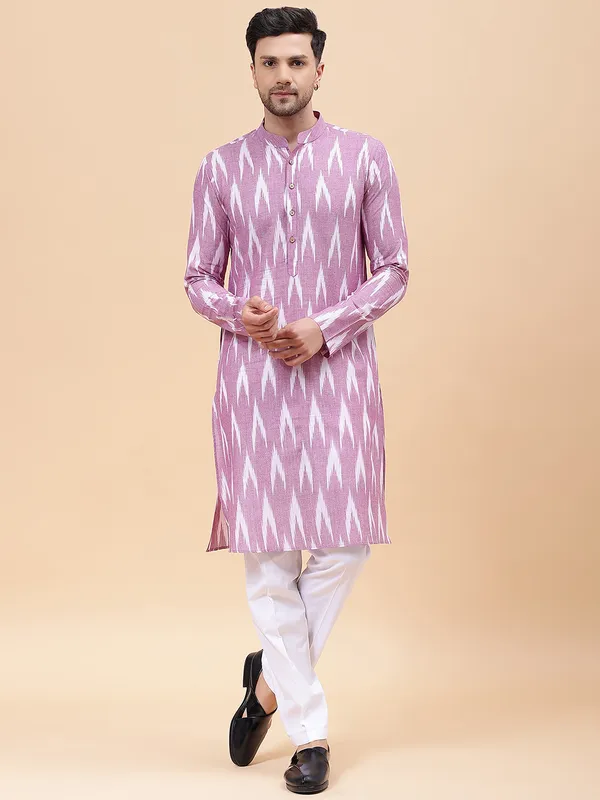 Men_Lavender_&_White_Pure_Cotton_Printed_Staright_Kurta_With_Pajama