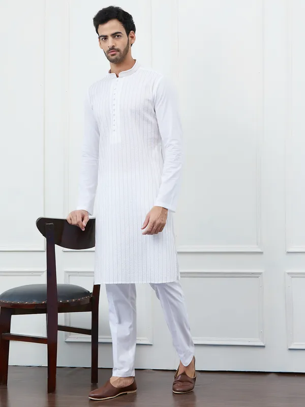 Men_White_Cotton_Gold_Thread_Work_&_Sequines_Kurta_With_Pyjama