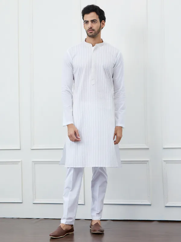 Men_White_Cotton_Gold_Thread_Work_&_Sequines_Kurta_With_Pyjama