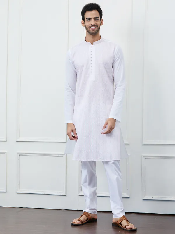Men_White_Cotton_Pink_Thread_Work_&_Sequines_Kurta_With_Pyjama