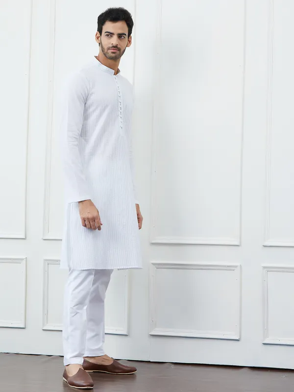 Men_White_Cotton_Multi_Thread_Work_Kurta_With_Pyjama