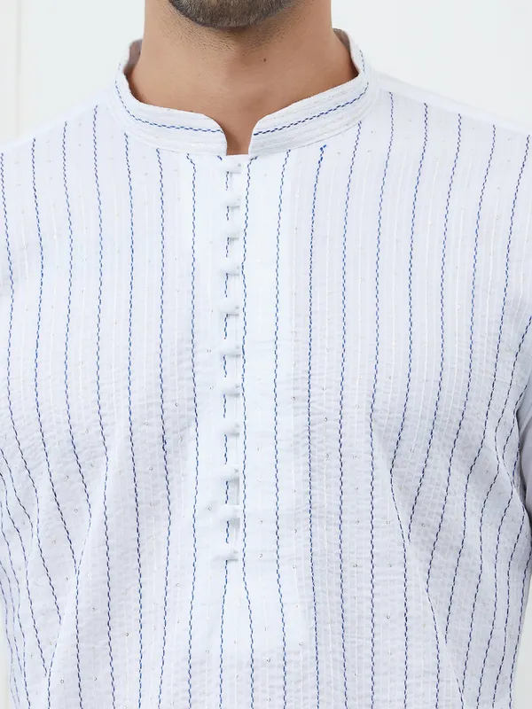 Men_White_Cotton_Blue_Thread_Work_&_Sequines_Kurta_With_Pyjama