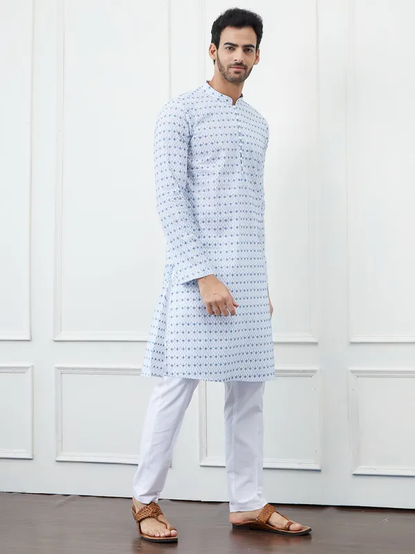 Embroidered_Pure_Cotton_Straight_Kurta
