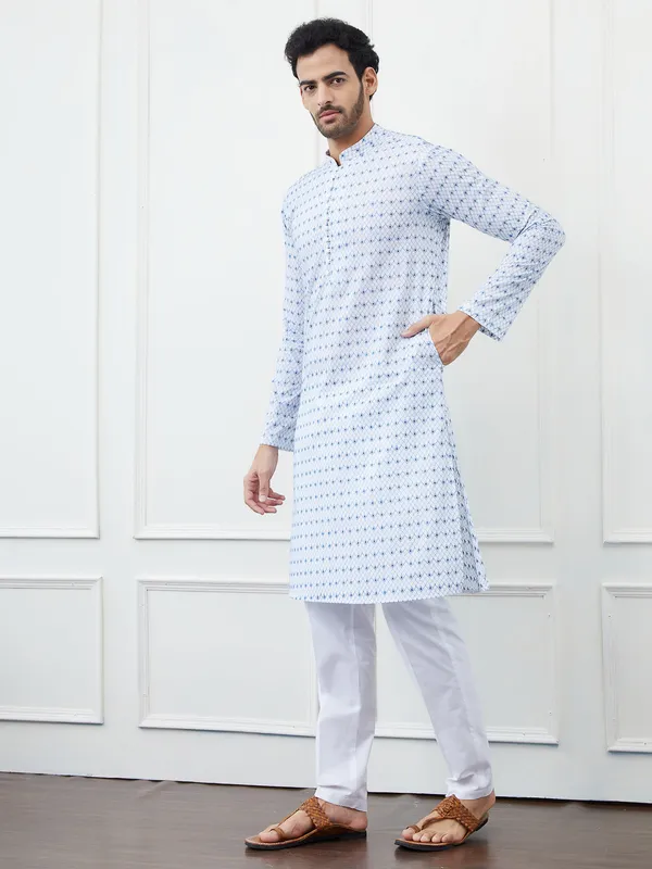 Embroidered_Pure_Cotton_Straight_Kurta