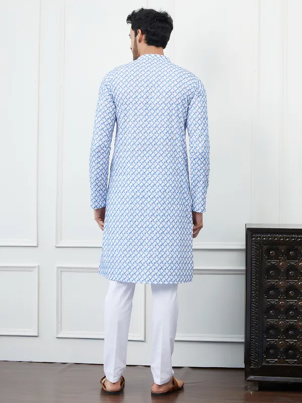 Men_White_And_Blue_Chikankari_Embroidered_Cotton_Kurta_Set