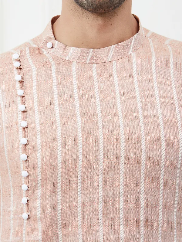 Men_Peach_Thread_Work_Cotton_Kurta_Set