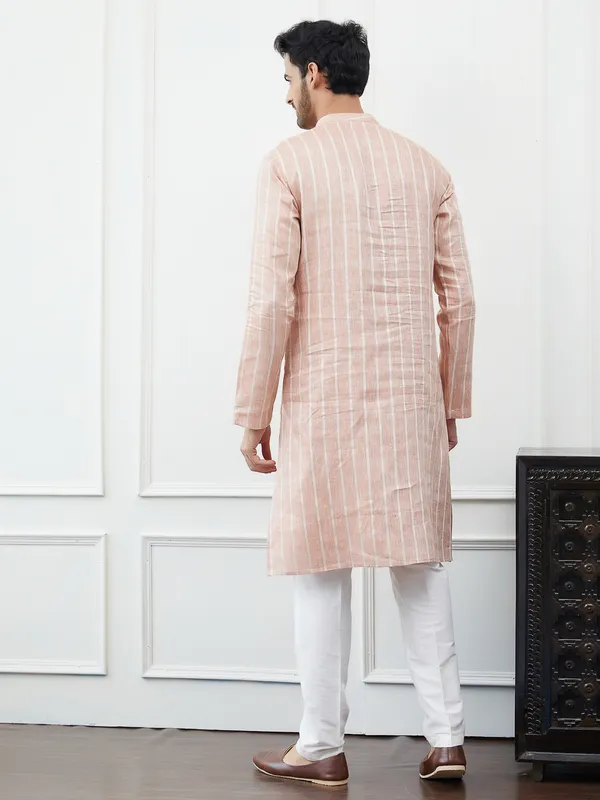 Men_Peach_Thread_Work_Cotton_Kurta_Set