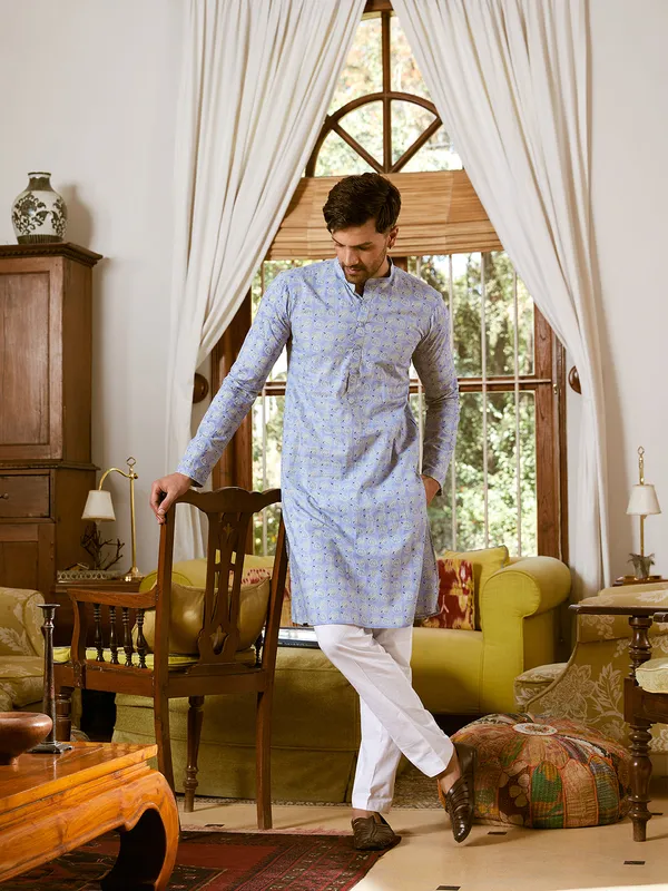 Leaf_Printed_Pure_Cotton_Straight_Kurta_with_Pyjama