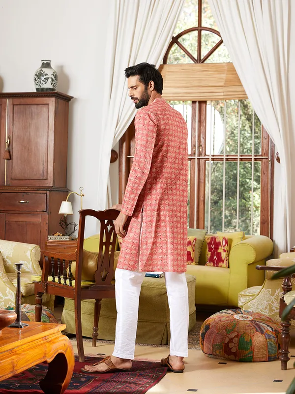 Leaf_Printed_Pure_Cotton_Straight_Kurta