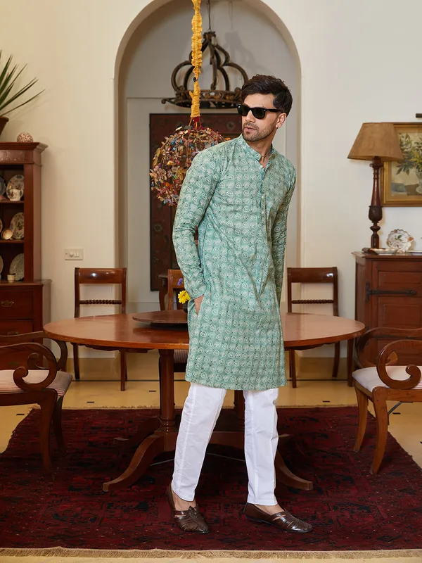 Leaf_Printed_Pure_Cotton_Straight_Kurta_with_Pyjama