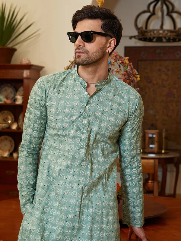 Leaf_Printed_Pure_Cotton_Straight_Kurta_with_Pyjama