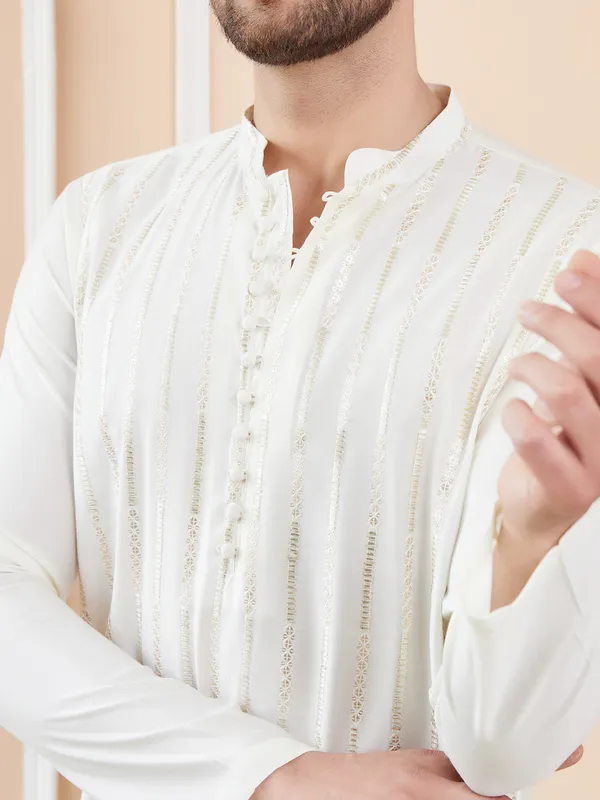 Men_Off_White_and_Gold_Sequins_Embroidered_Chanderi_Silk_Straight__Kurta_With_Pyjama