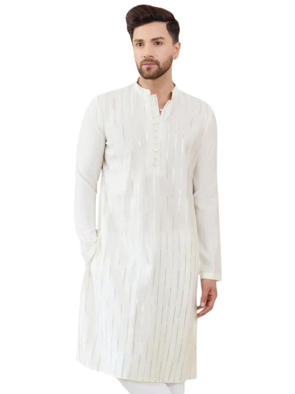 Men_Off_White_and_Gold_Sequins_Embroidered_Chanderi_Silk_Straight__Kurta