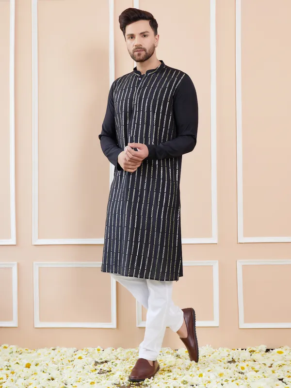 Men_Black_And_Gold_Chanderi_Silk_Sequins_Kurta_With_Pyjama