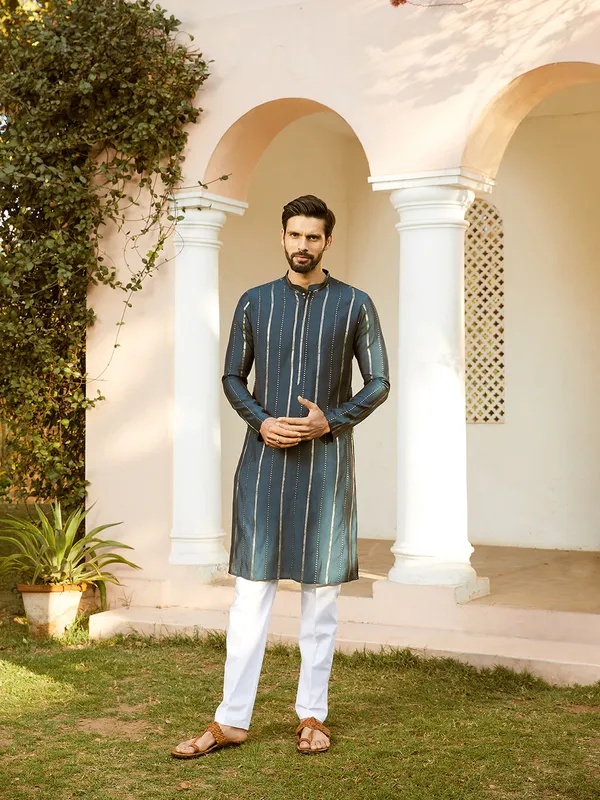 Sequins_Embroidered_Pure_Chanderi_Silk_Straight_Kurta