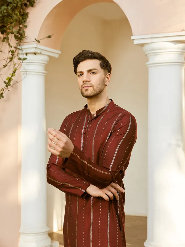 Sequins_Embroidered_Pure_Chanderi_Silk_Straight_Kurta_with_Pyjama