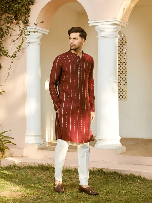 Sequins_Embroidered_Pure_Chanderi_Silk_Straight_Kurta_with_Pyjama