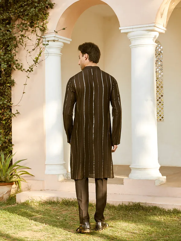 Sequins_Embroidered_Pure_Chanderi_Silk_Straight_Kurta