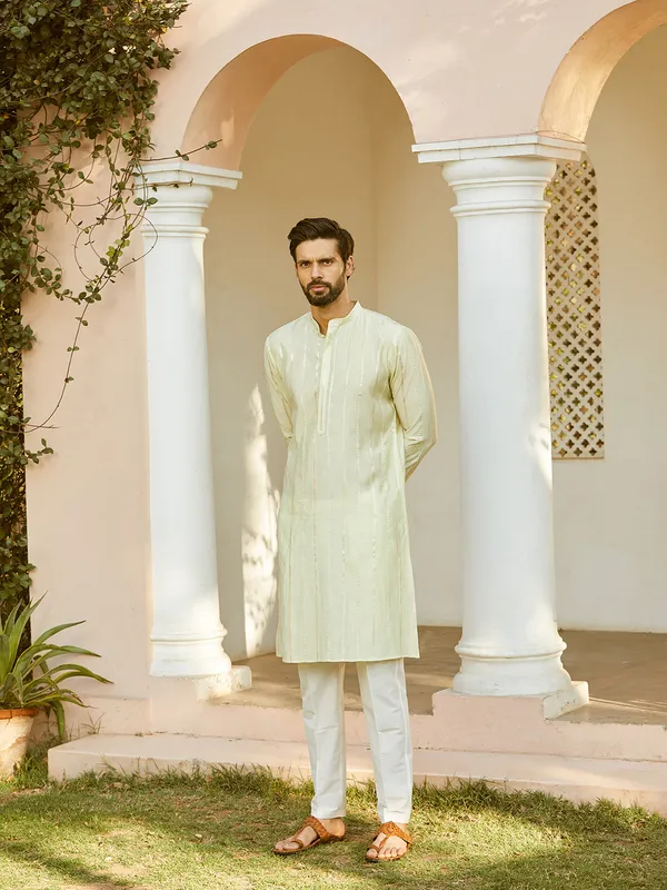 Sequins_Embroidered_Pure_Chanderi_Silk_Straight_Kurta
