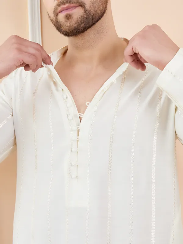 Men_Off_White_And_Gold_Chanderi_Silk_Sequins_Kurta_With_Pyjama