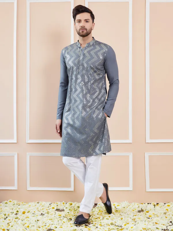 Grey_Embroidered_Rayon_Straight_Kurta