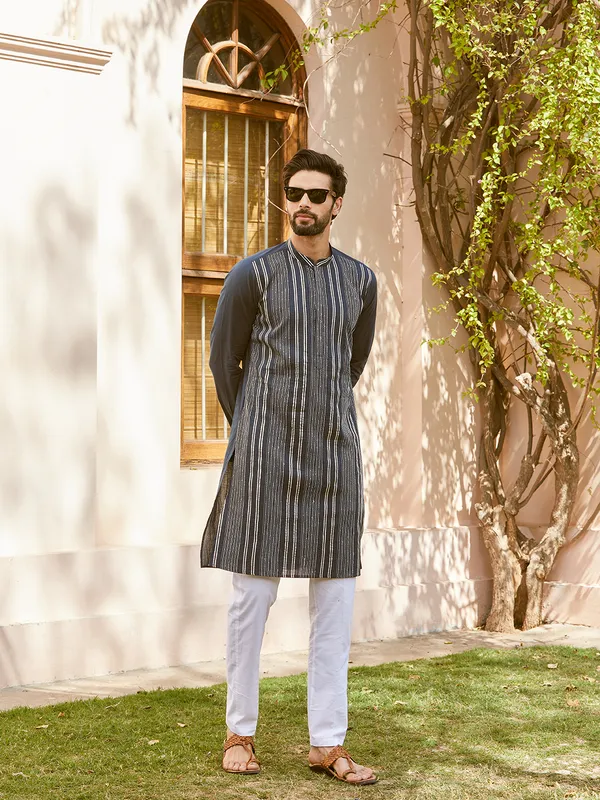 Men_Teal_Cotton_Pintex_Design_Sequins_Kurta_With_Pyjama