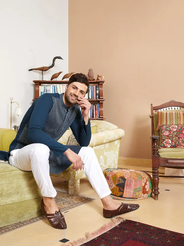 Thread_Worked_Pure_Cotton_Straight_Kurta_with_Pyjama