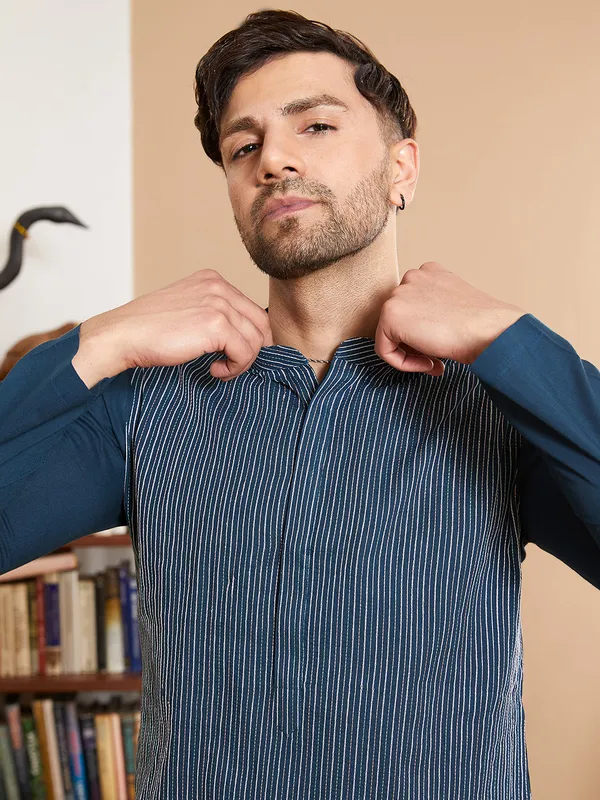 Thread_Worked_Pure_Cotton_Straight_Kurta_with_Pyjama