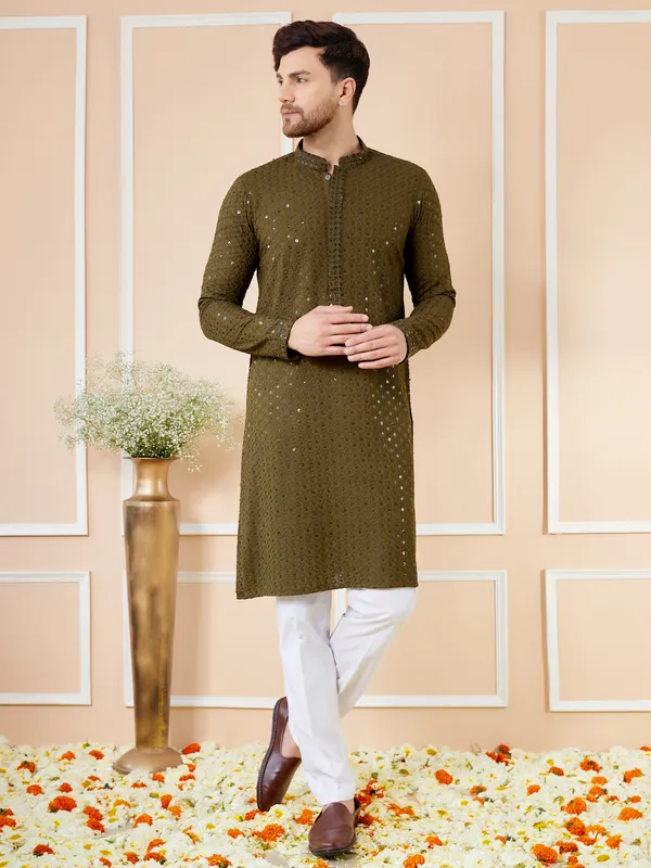 Men_Olive_Floral_Embroidered_Sequined_Rayon_Kurta_Set
