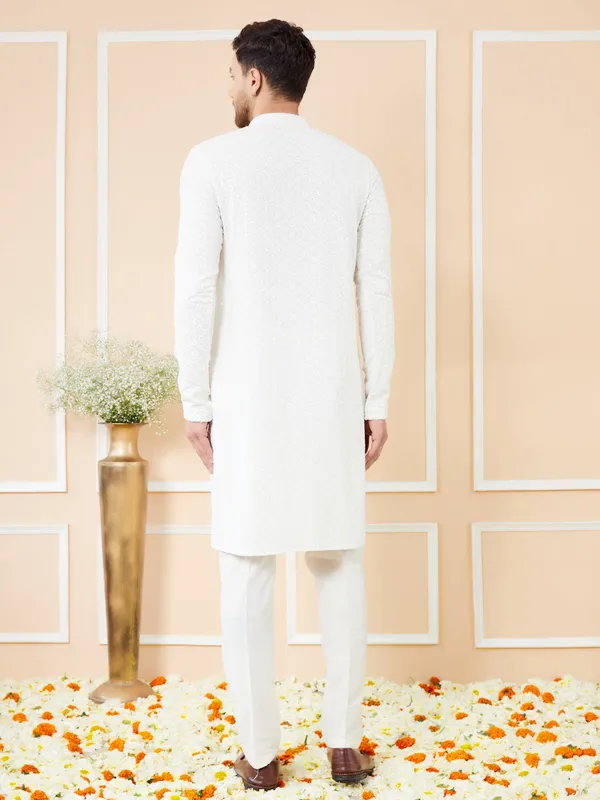 White_Sequins_Embroidered_Rayon_Kurta_with_Pyjama