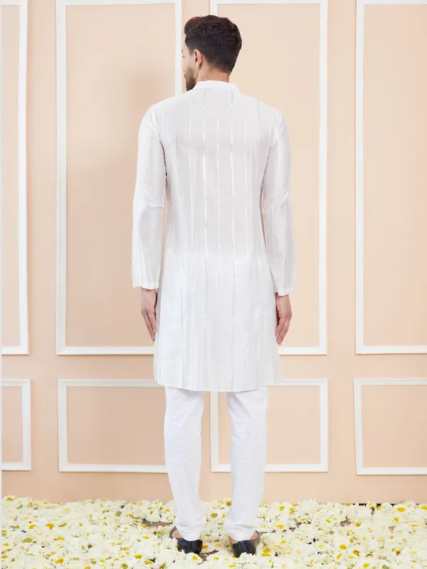 Off_White_Sequins_Embroidered_Chanderi_Silk_Straight_Kurta_with_Pyjama