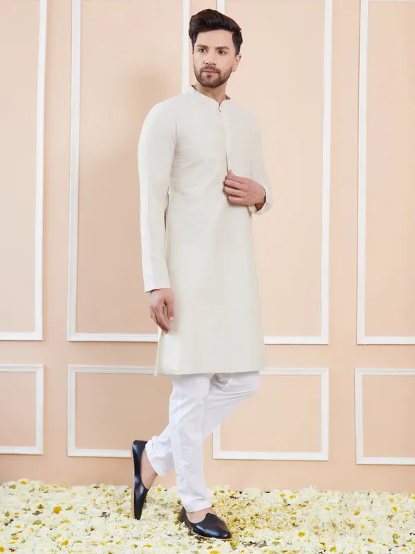 Cream_Cotton_Solid_Straight_Kurta