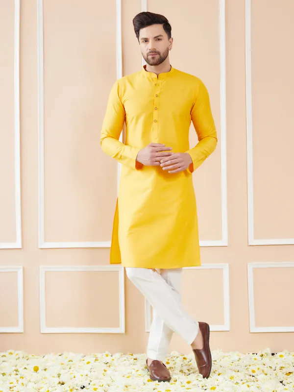 Yellow_Cotton_Solid_Straight_Kurta