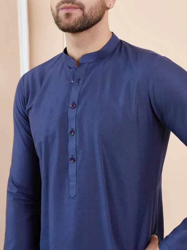 Blue_Cotton_Solid_Straight_Kurta_with_Pyjama
