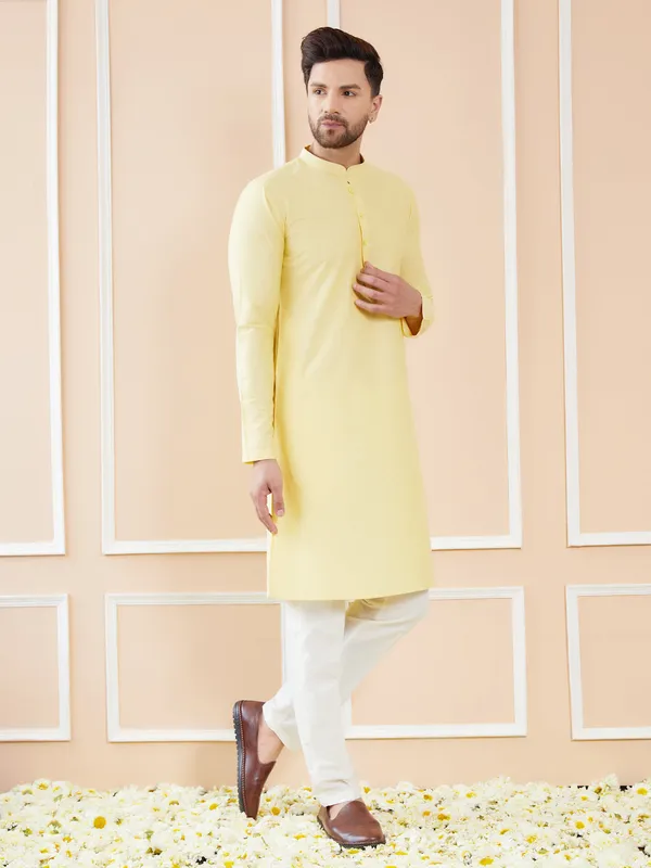 Yellow_Cotton_Solid_Straight_Kurta
