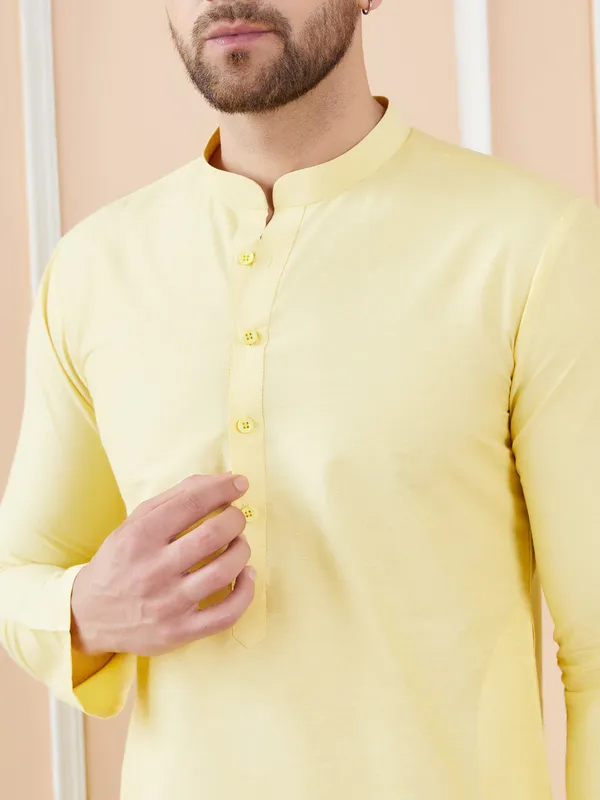 Yellow_Cotton_Solid_Straight_Kurta