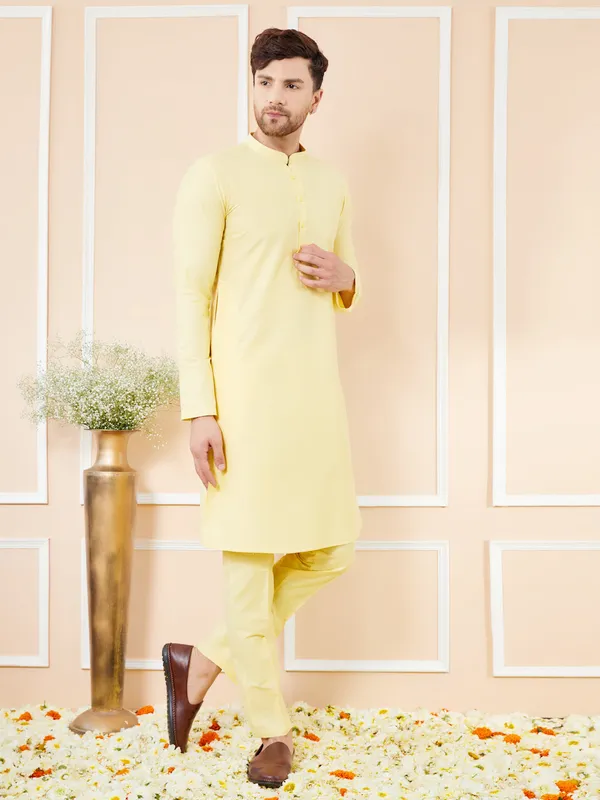 Yellow_Cotton_Solid_Straight_Kurta_with_Matching_Pyjama