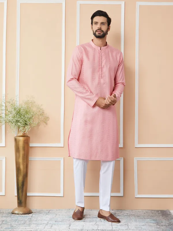 Pink_Embroidered_Thread_Work_Sequinned_Chanderi_Silk_Straight_Kurta_With_Pyjama